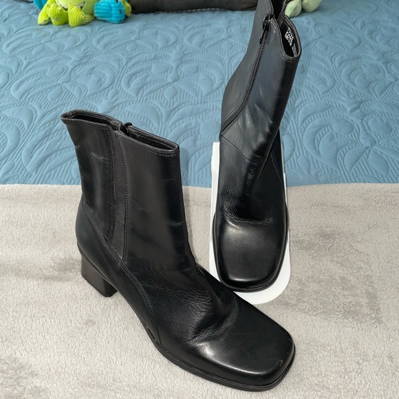 Naturalizer Shoes - Naturalizer Leather Ankle Boots